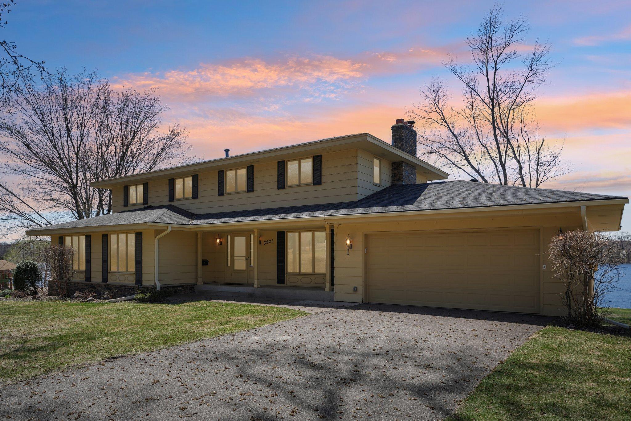 3921 Crystal Lake Boulevard