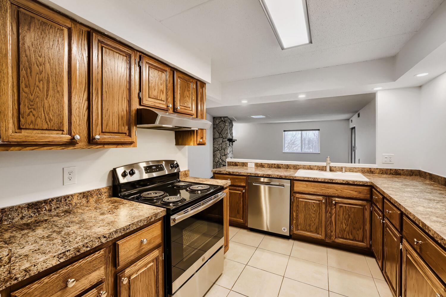 3320 Louisiana Avenue S Unit: 510