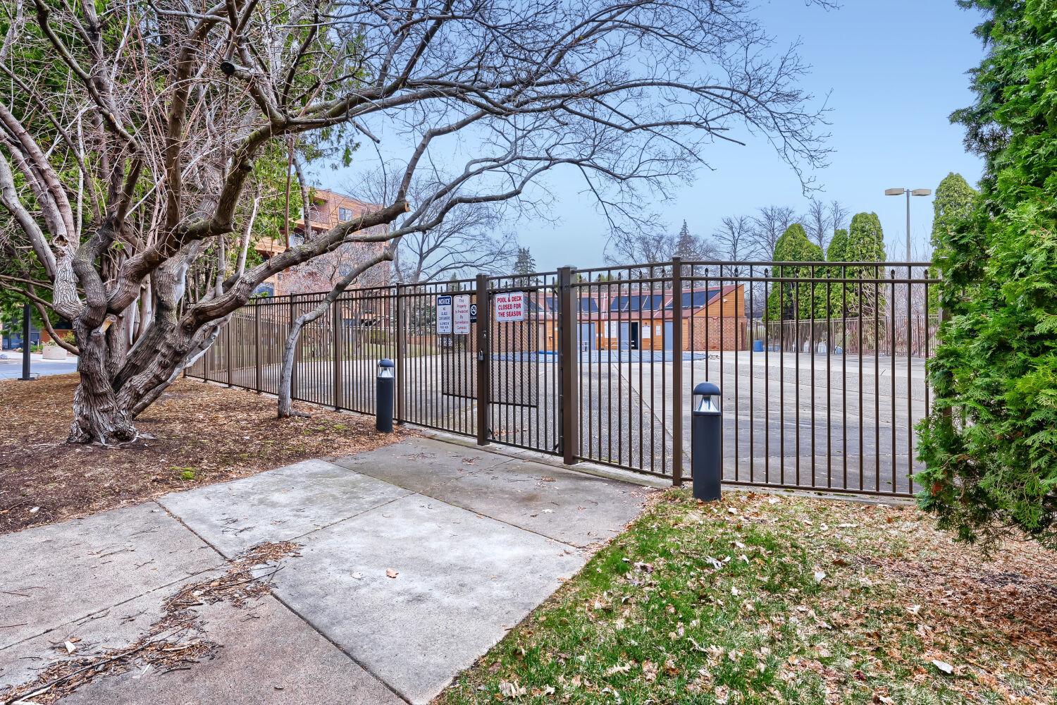 3320 Louisiana Avenue S Unit: 510