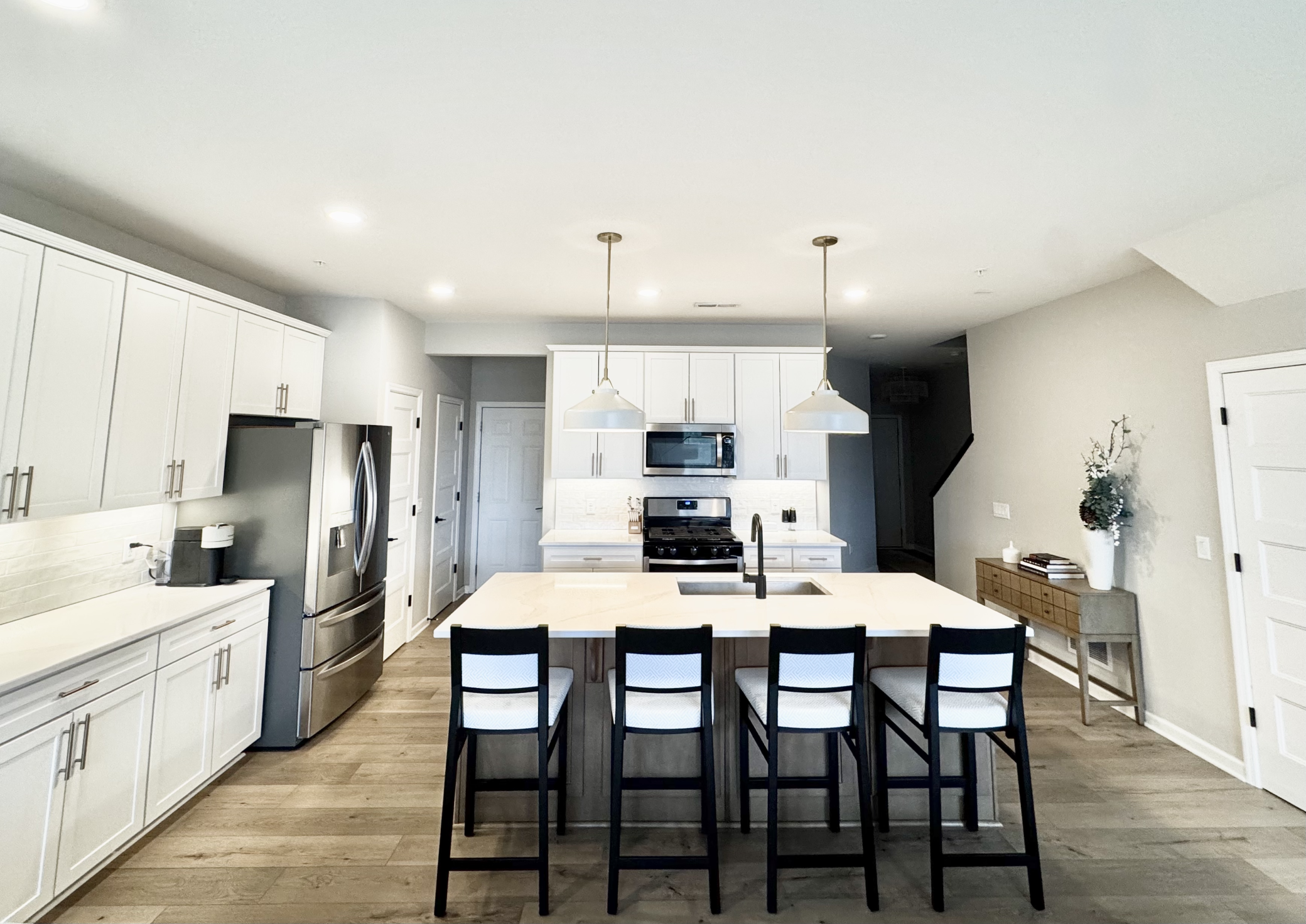 5382 94th Lane N