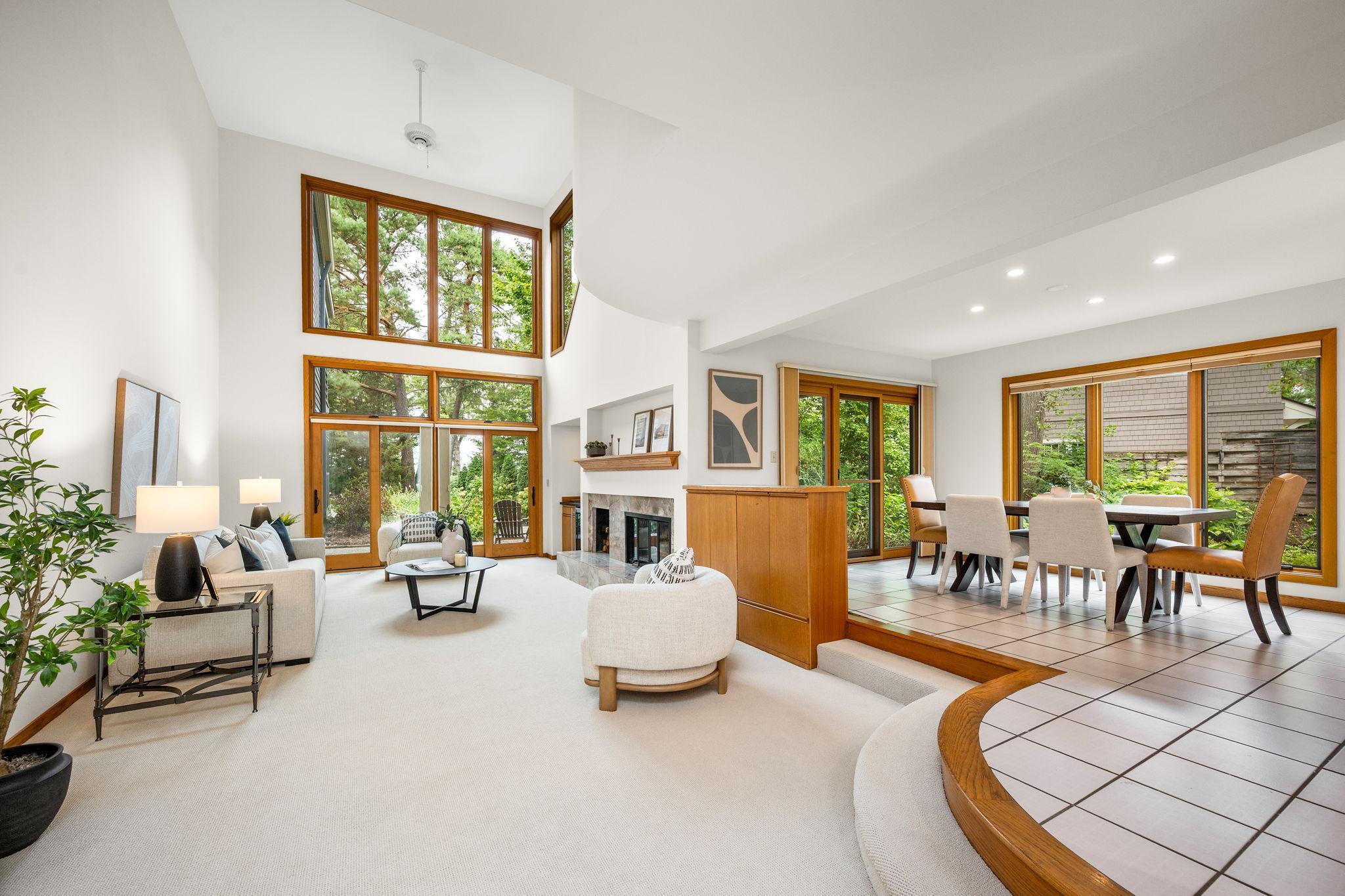 6658 Smithtown Road