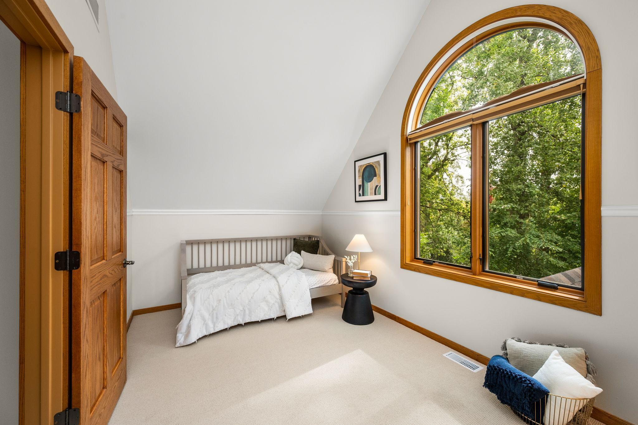 6658 Smithtown Road