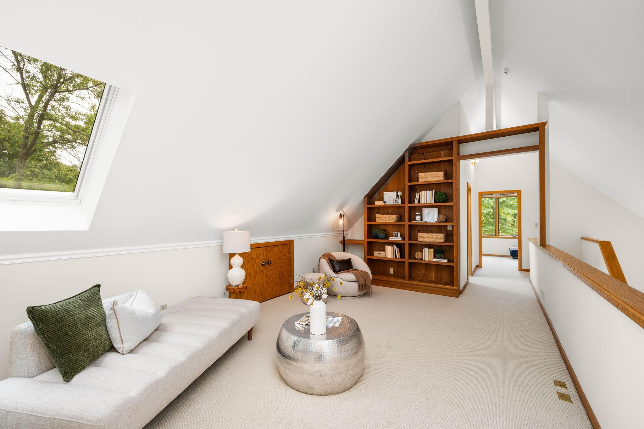 6658 Smithtown Road