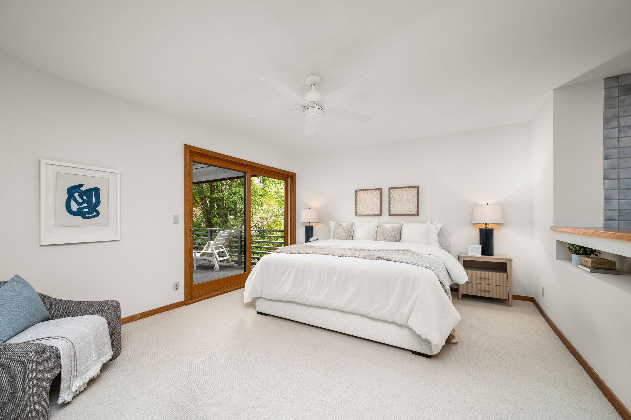 6658 Smithtown Road