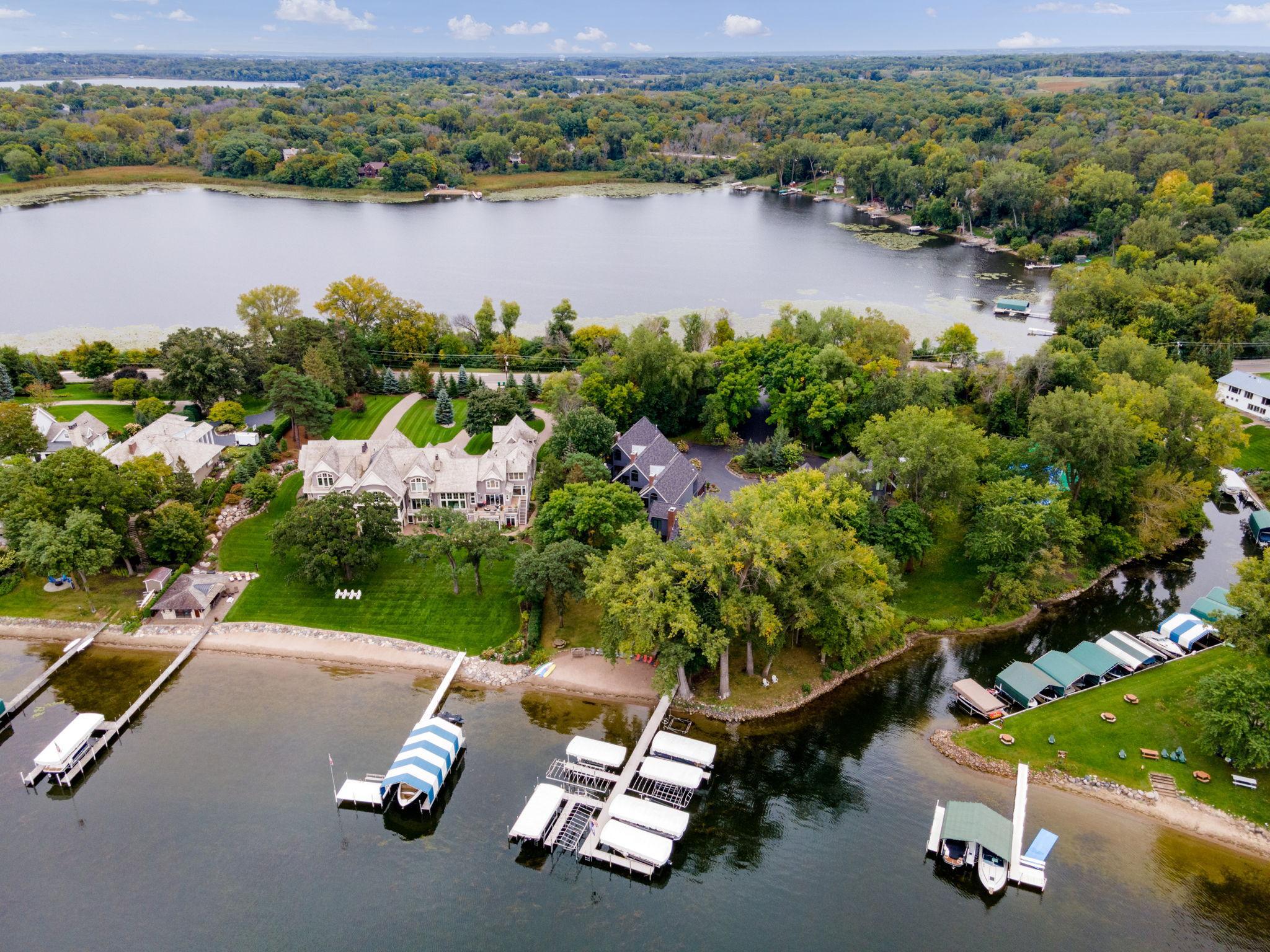 6658 Smithtown Road
