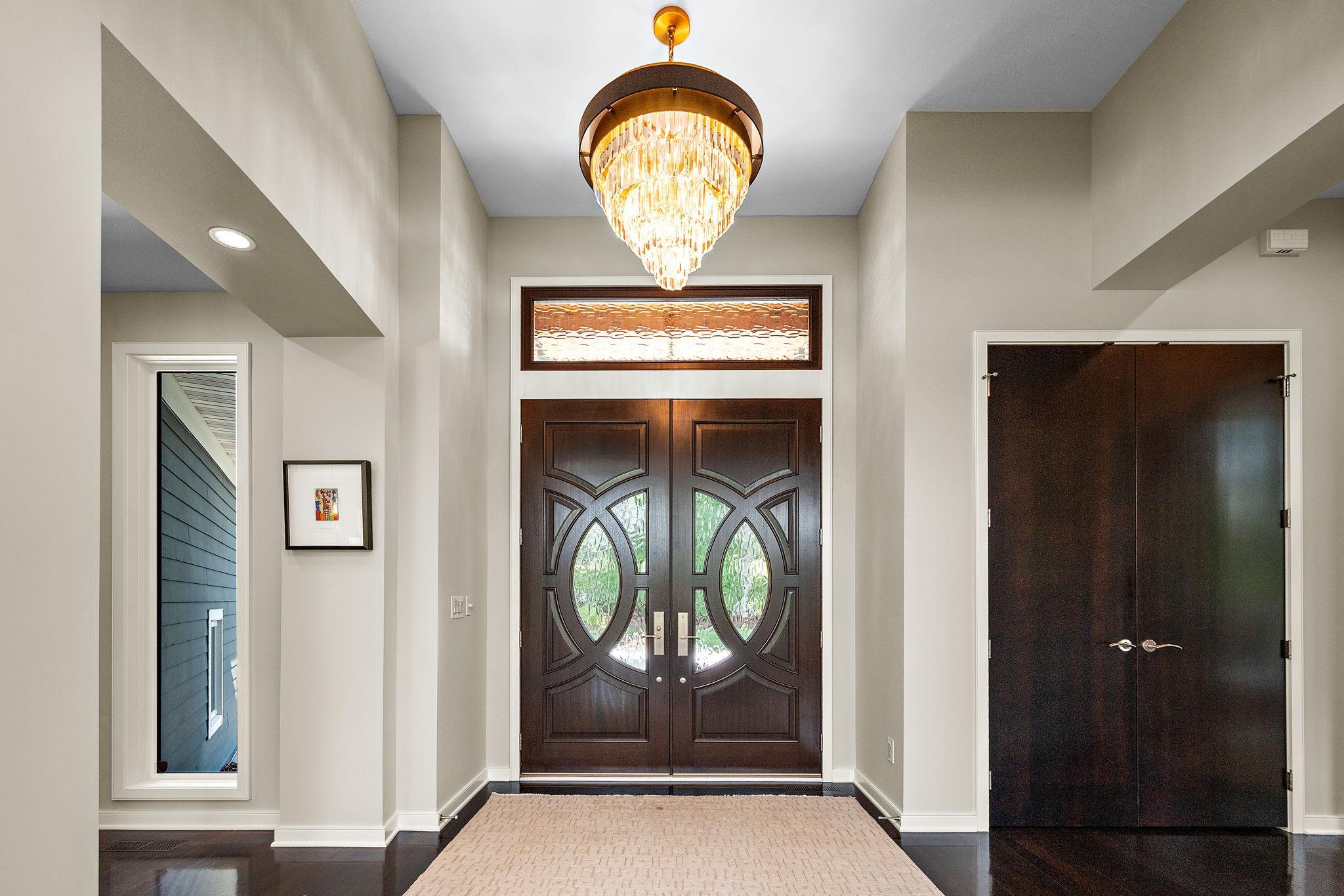 15 Queensland Lane N
