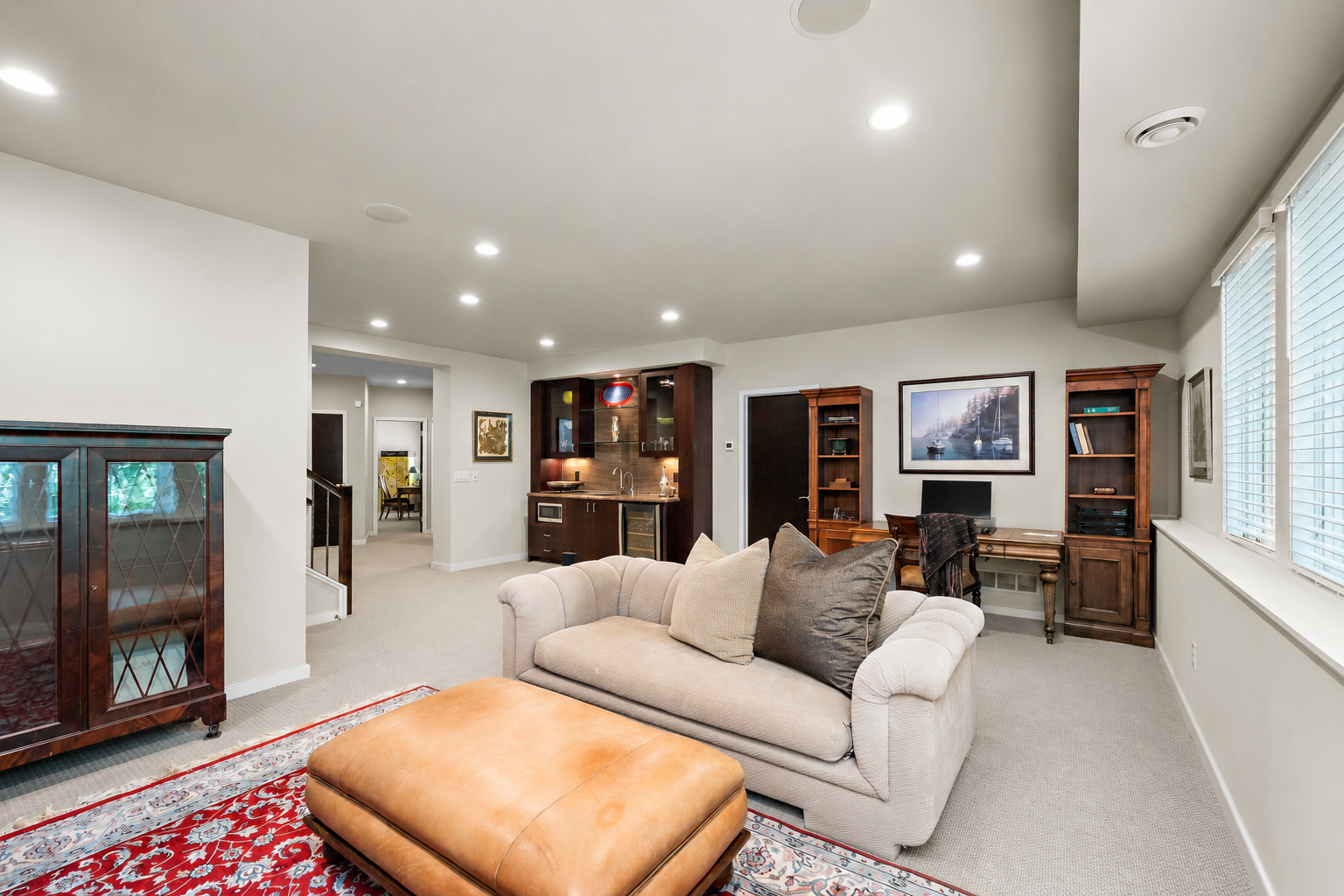 15 Queensland Lane N