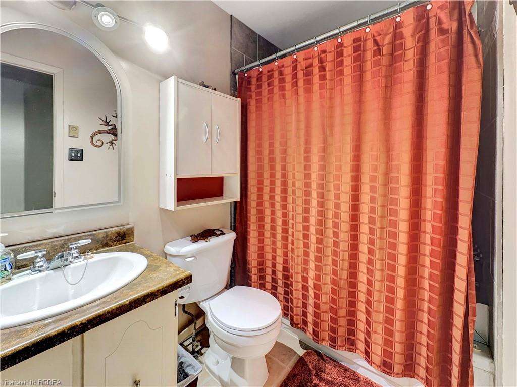 10 Debby Crescent