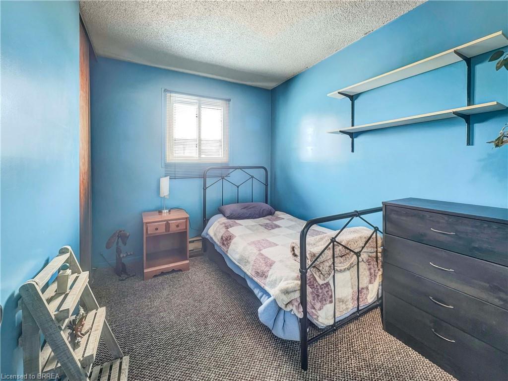 10 Debby Crescent