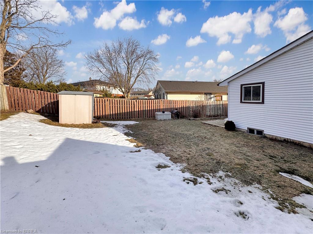 10 Debby Crescent
