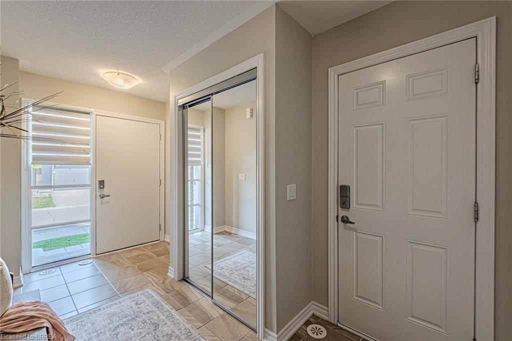 422 Athabasca Common