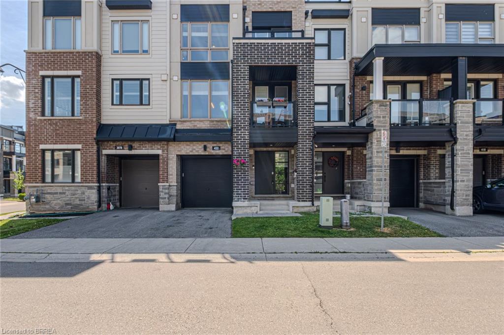 422 Athabasca Common