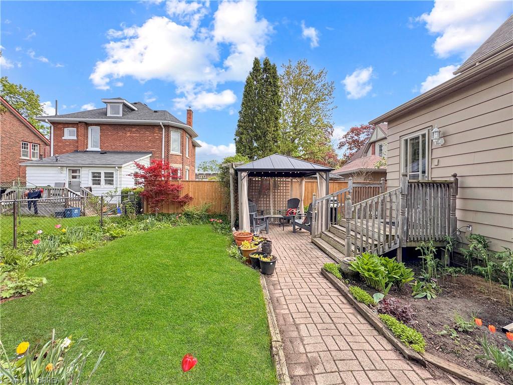 5 Hawarden Avenue