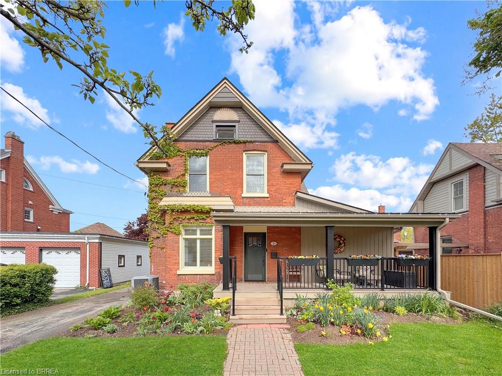 5 Hawarden Avenue