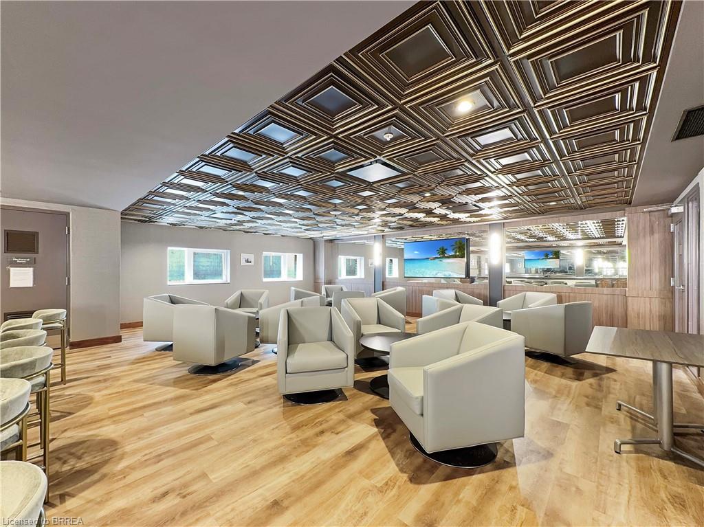 407-34 Norman Street Unit: 407