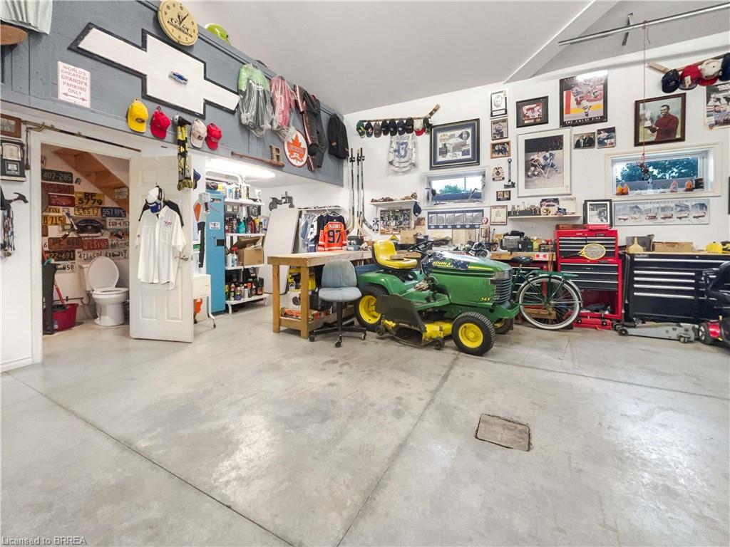 2 Kitson Street