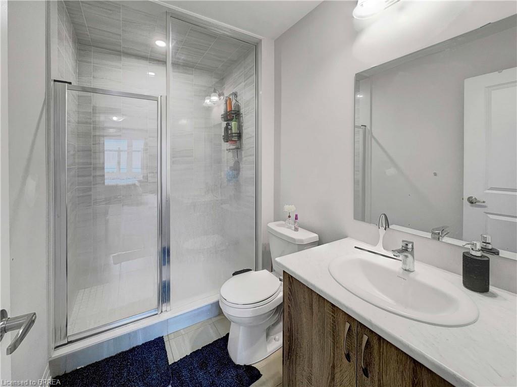 1105-585 Colborne Street Unit: 1105