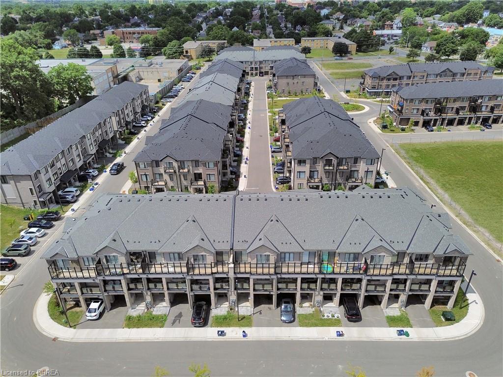 1105-585 Colborne Street Unit: 1105