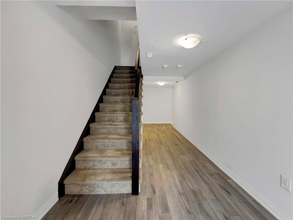 1105-585 Colborne Street Unit: 1105