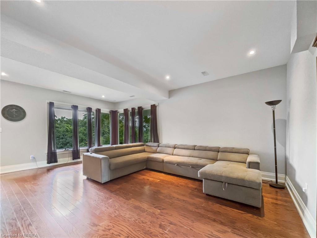 138 Cockshutt Road