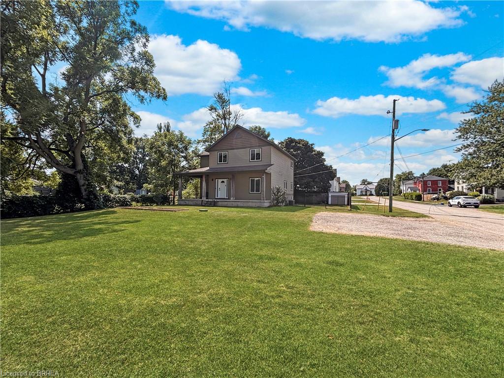 25 Baird Street S