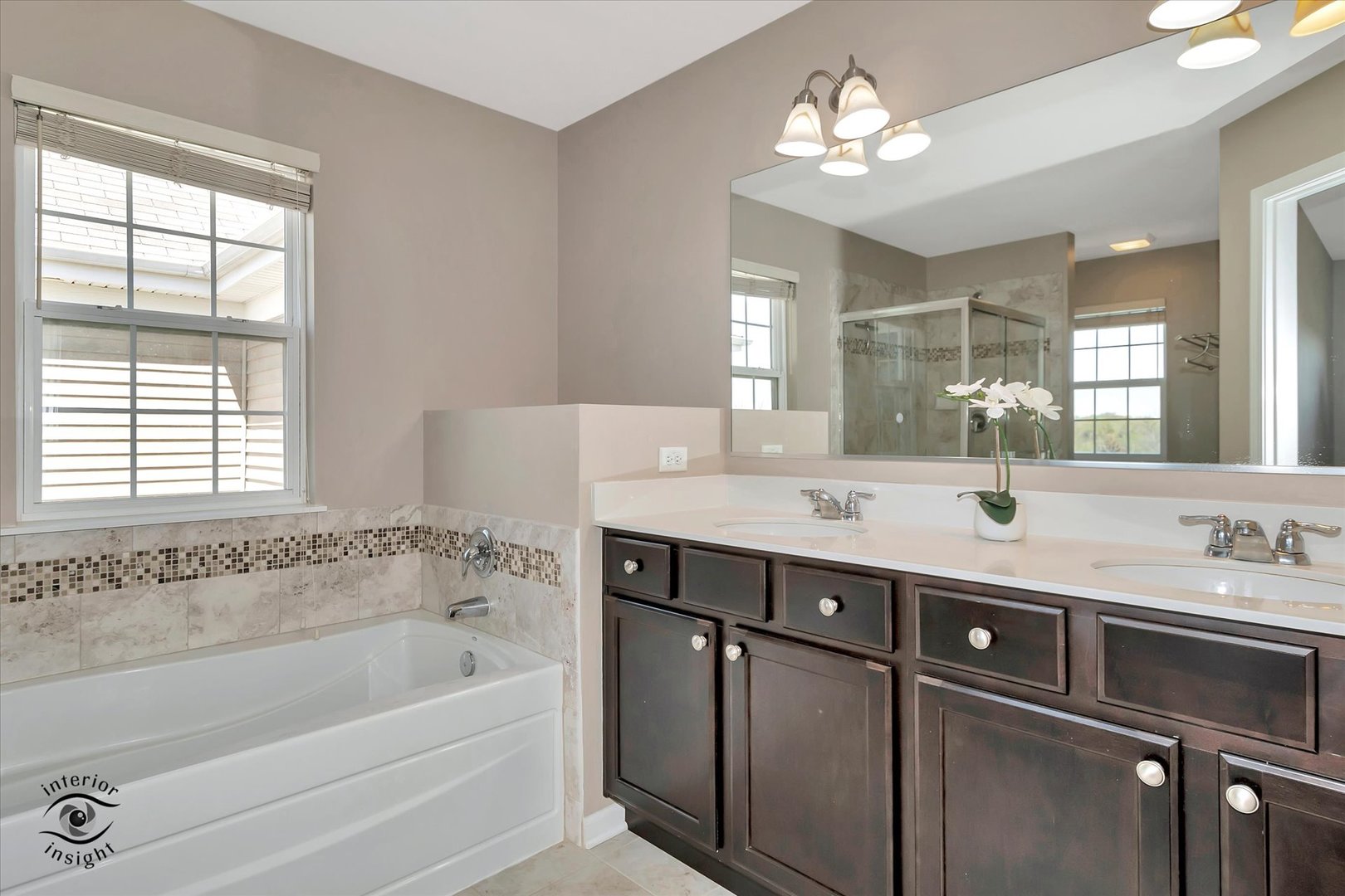 10647 W 154TH Place