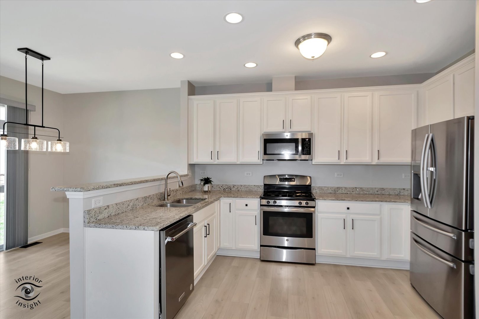 10647 W 154TH Place