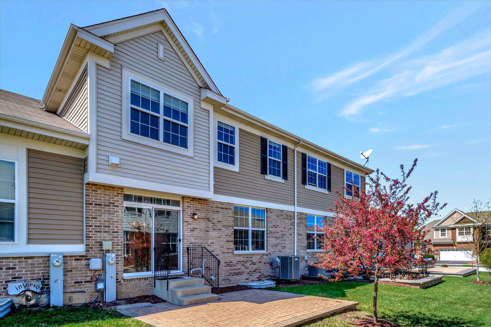 10647 W 154TH Place