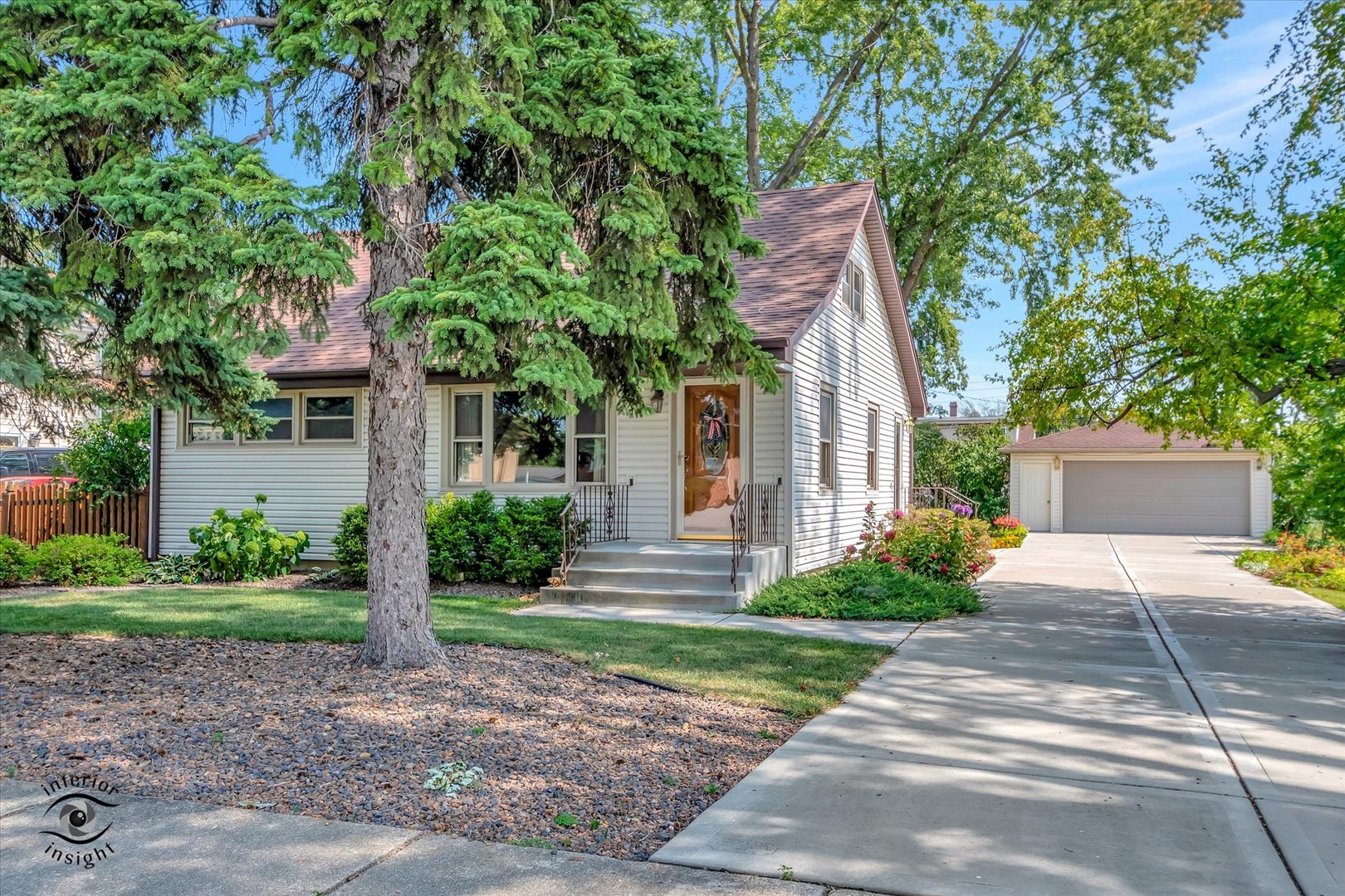 8937 Mcvicker Avenue