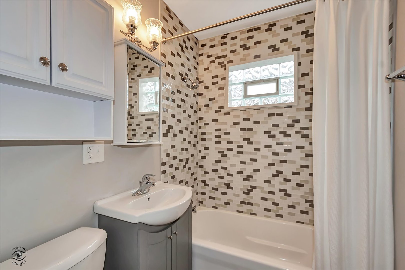2844 W 103rd Street
