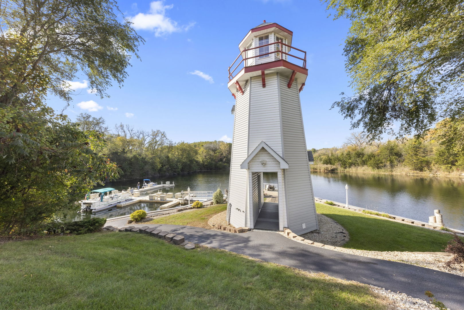 128 Harbor Landing