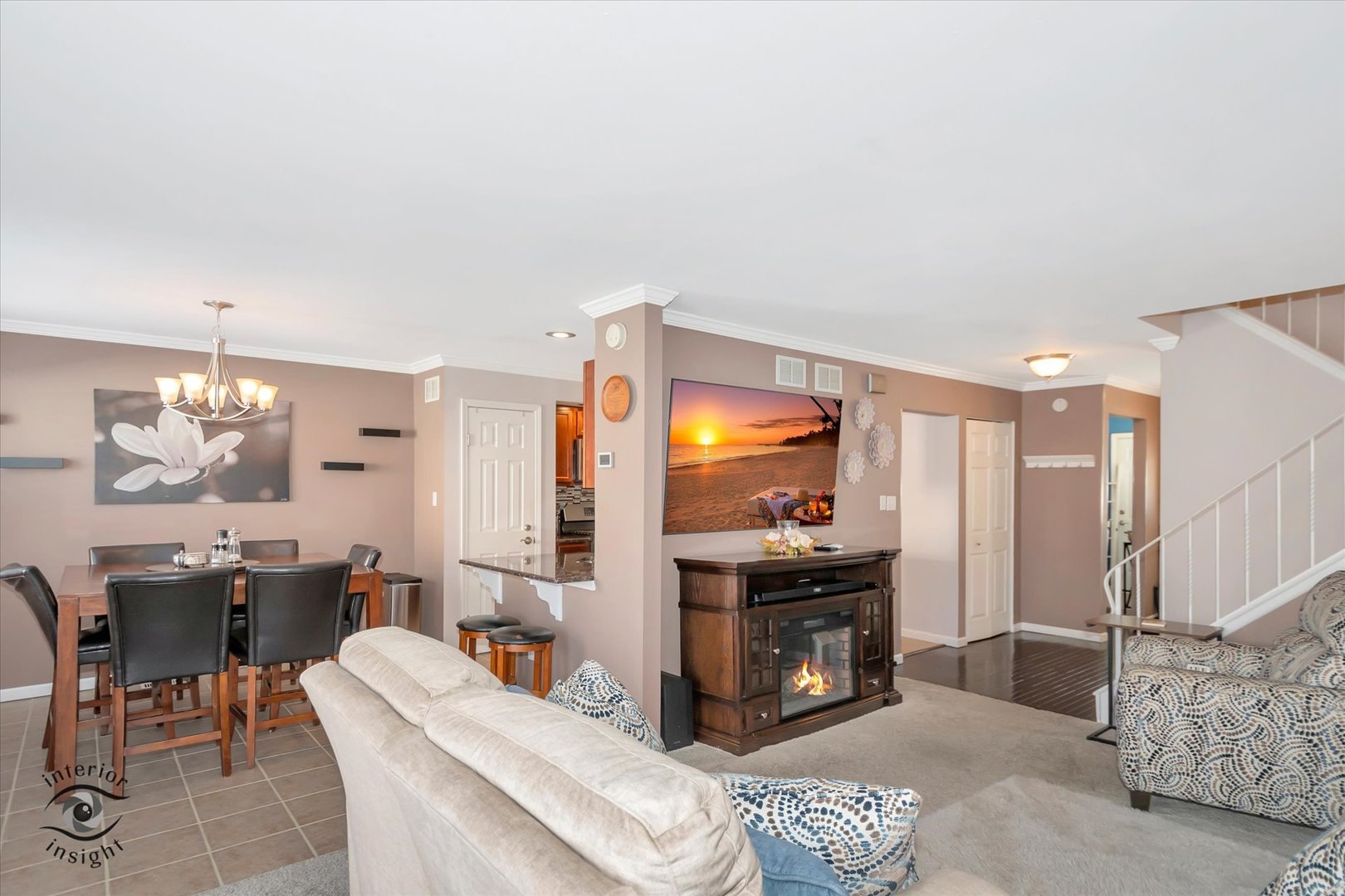 6832 Winston Drive