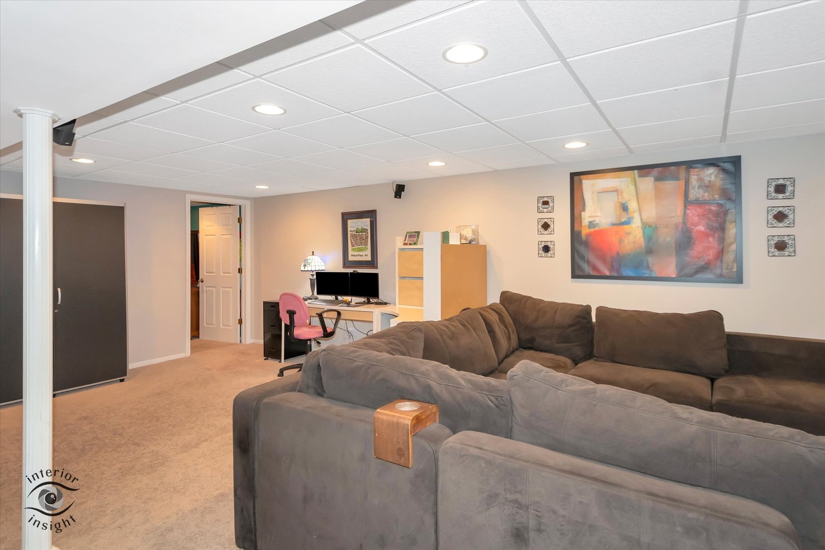6832 Winston Drive