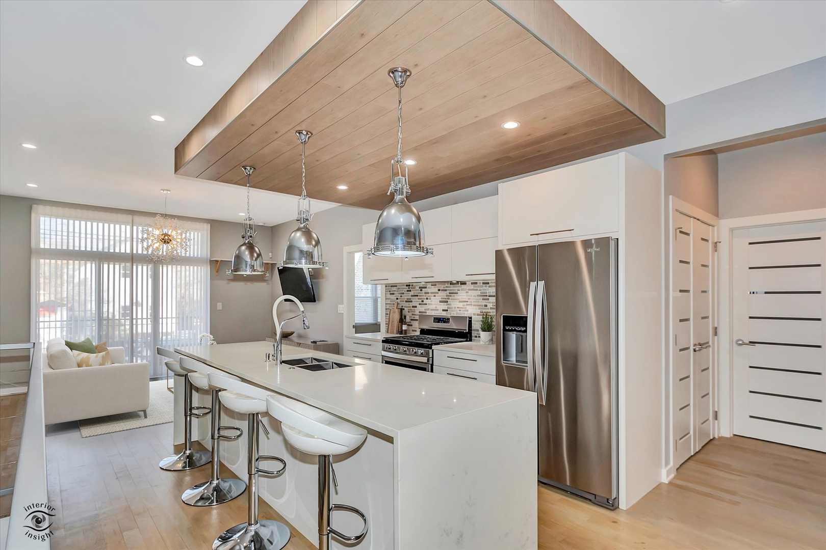 1708 W Cermak Road Unit: 1E