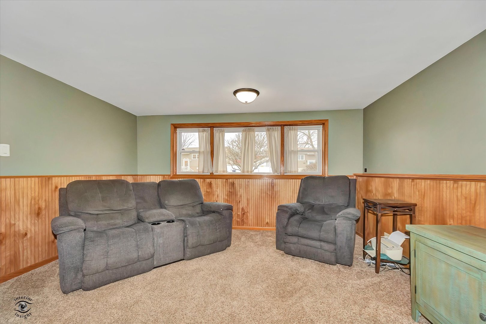 8809 Willow Road