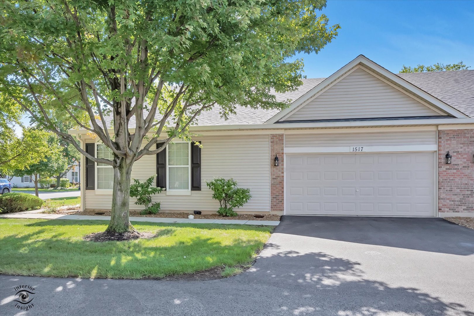 1517 W Ludington Circle