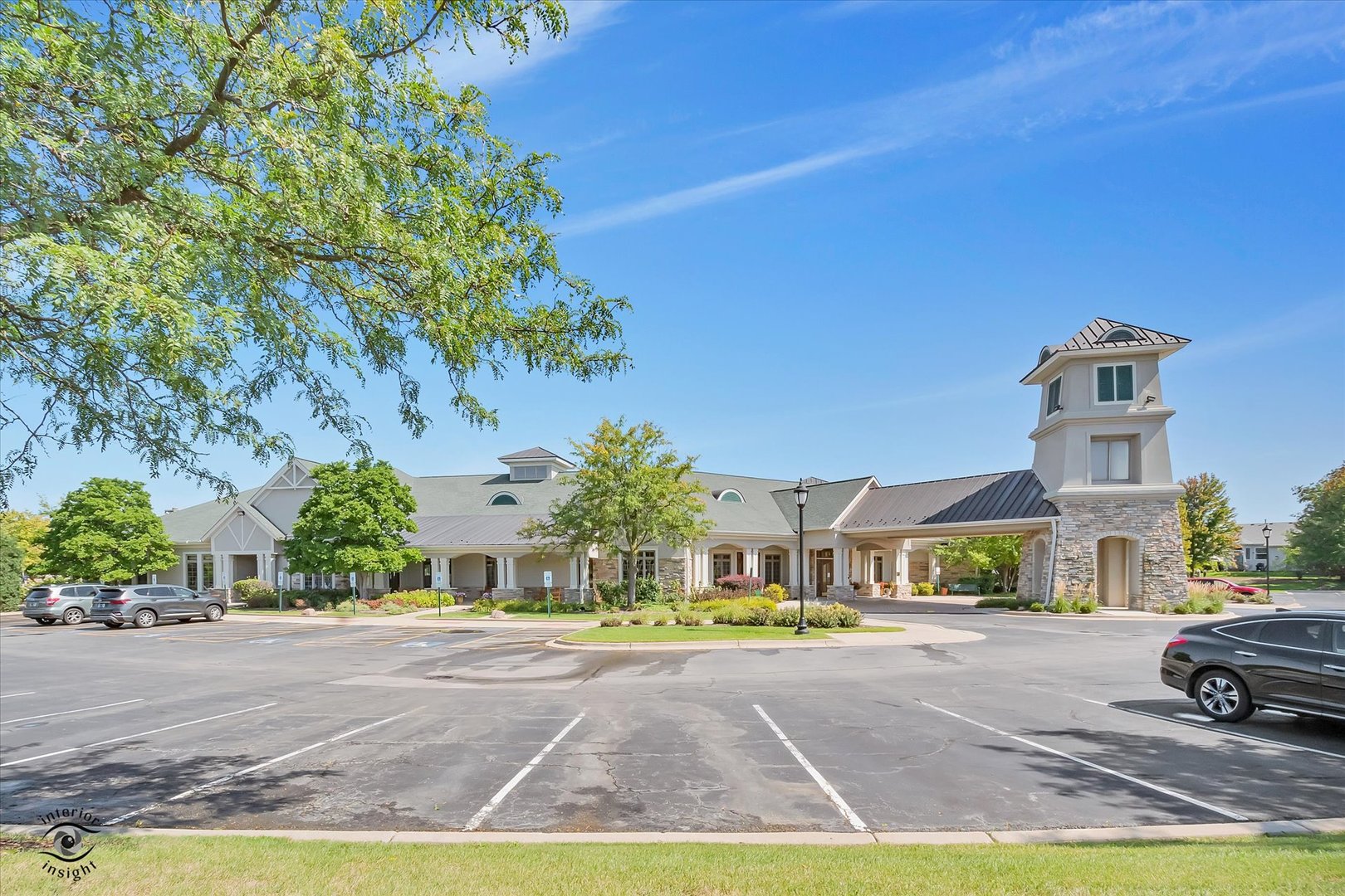 1517 W Ludington Circle
