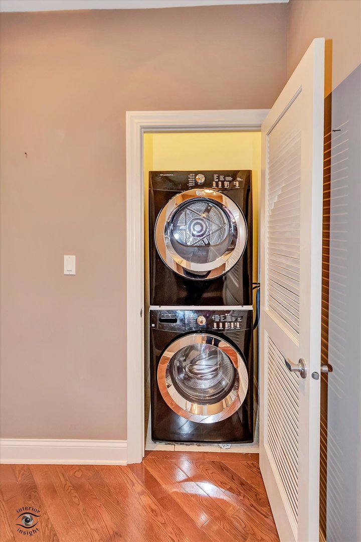 3522 S King Drive Unit: 3S