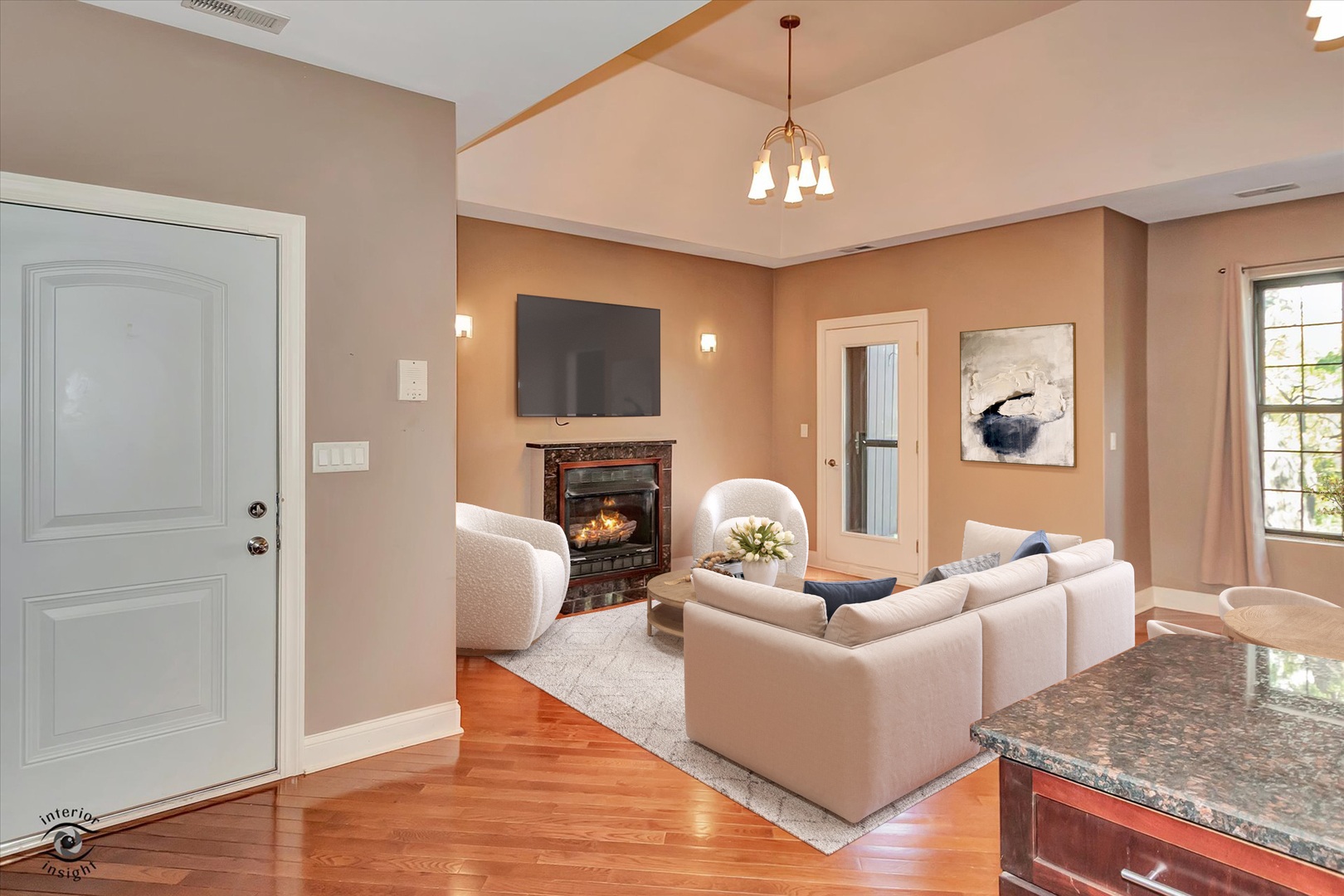 3522 S King Drive Unit: 3S