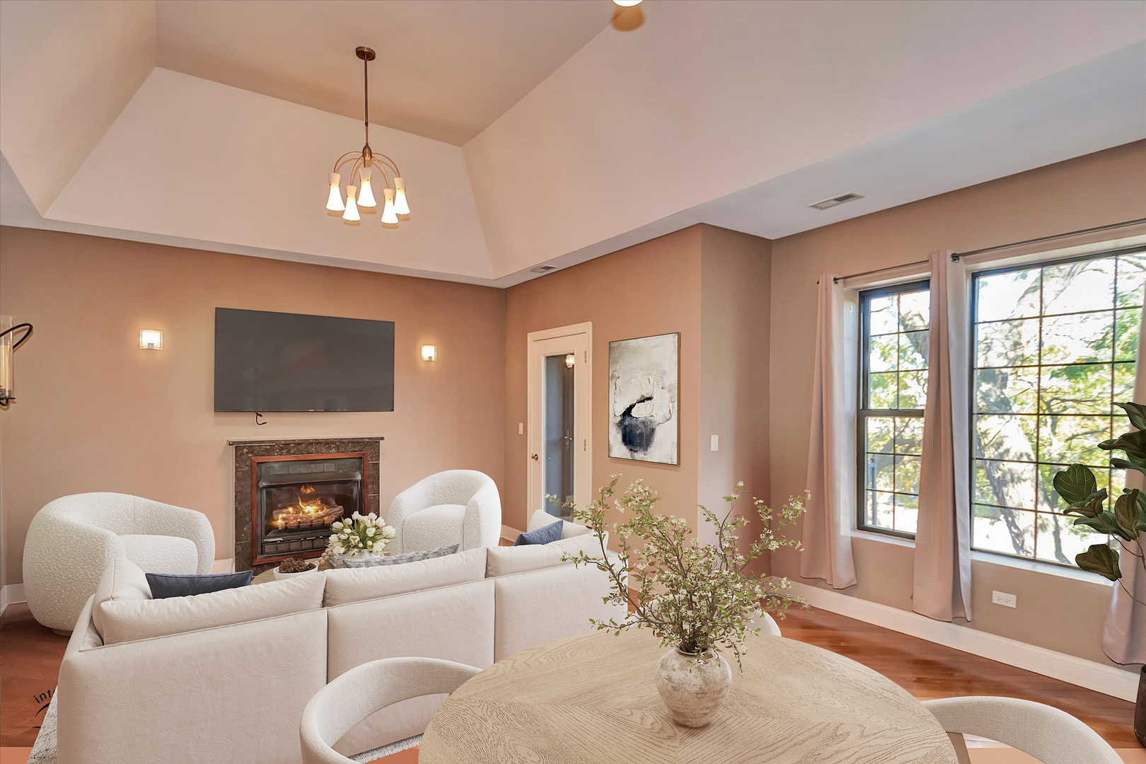 3522 S King Drive Unit: 3S