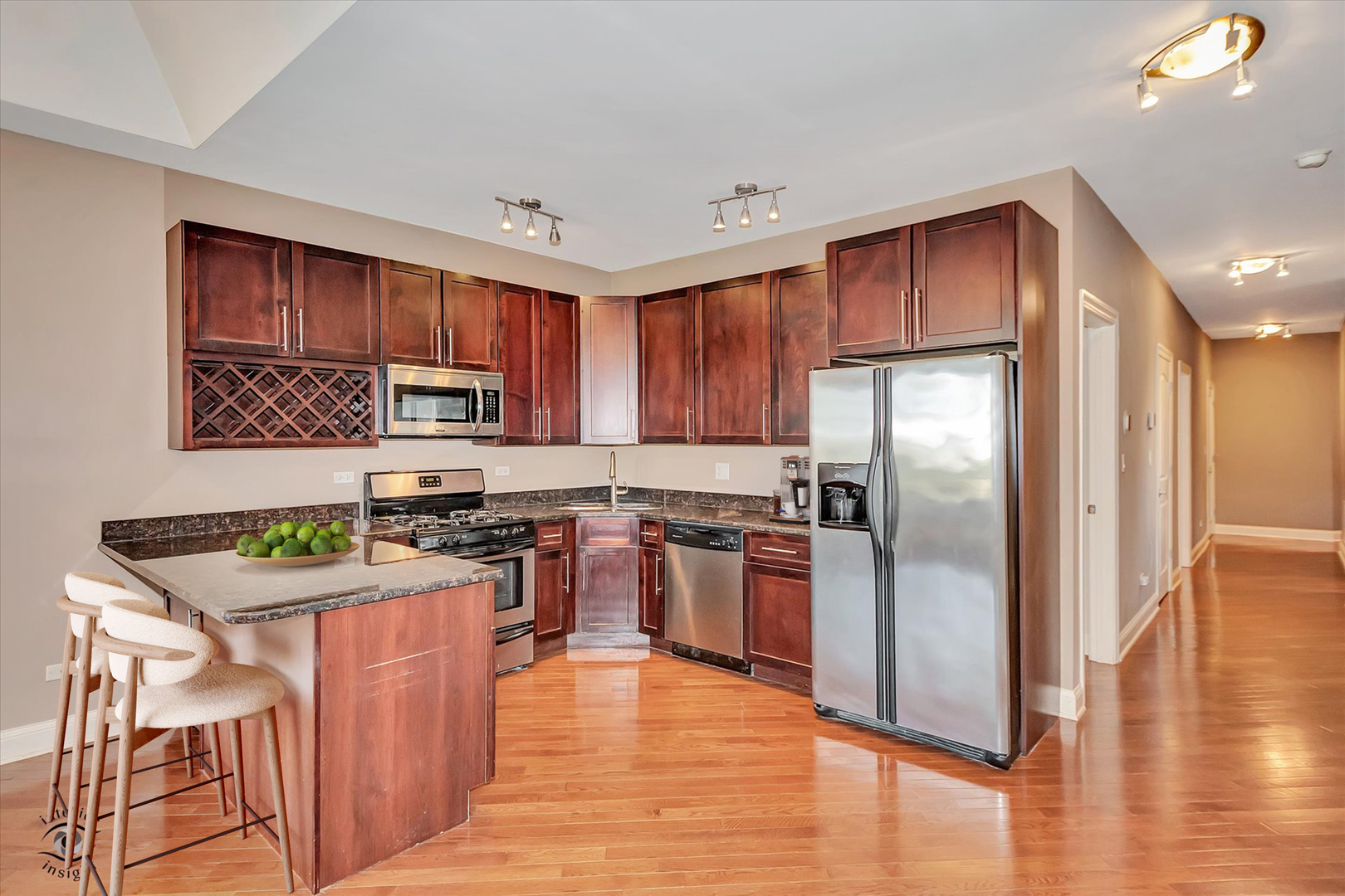 3522 S King Drive Unit: 3S