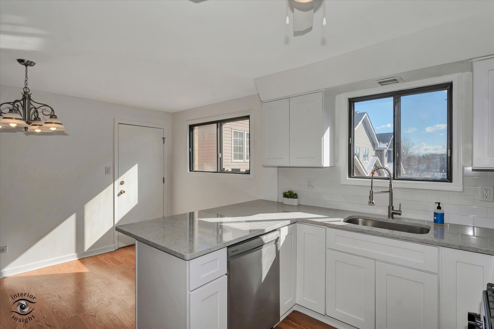 6317 W 64th Place Unit: 2S