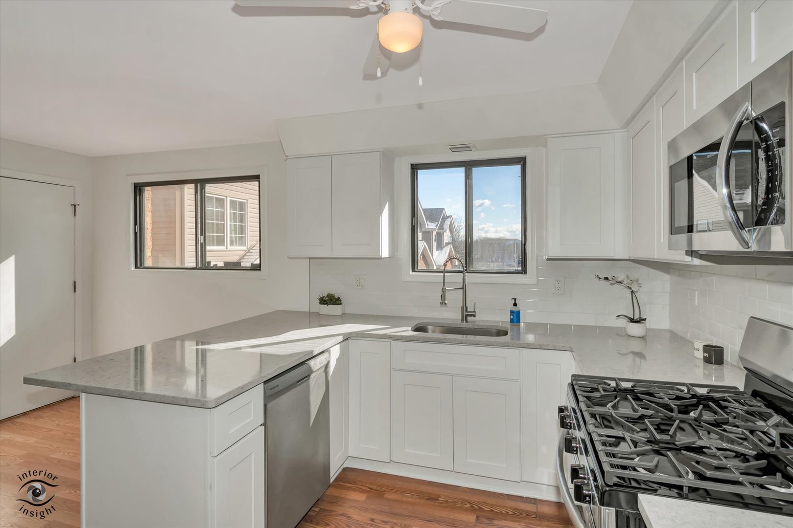 6317 W 64th Place Unit: 2S