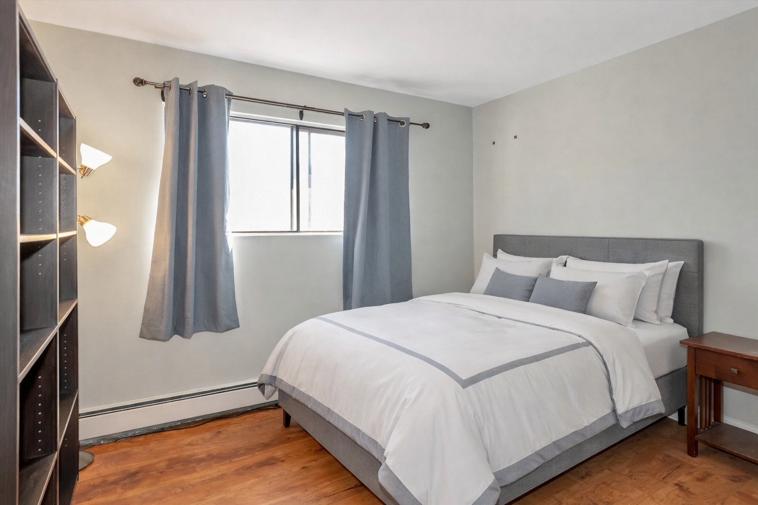 6135 Marshall Avenue Unit: 301