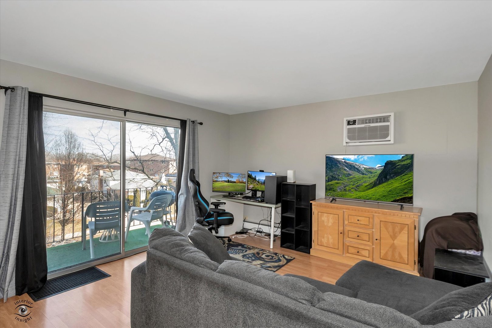 6135 Marshall Avenue Unit: 301