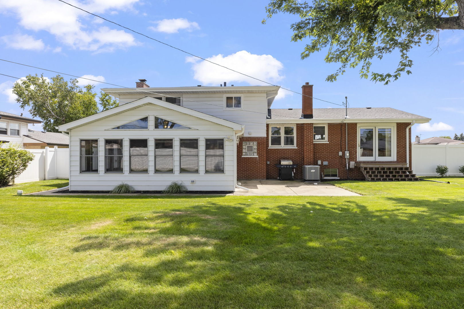 6120 W 129th Street