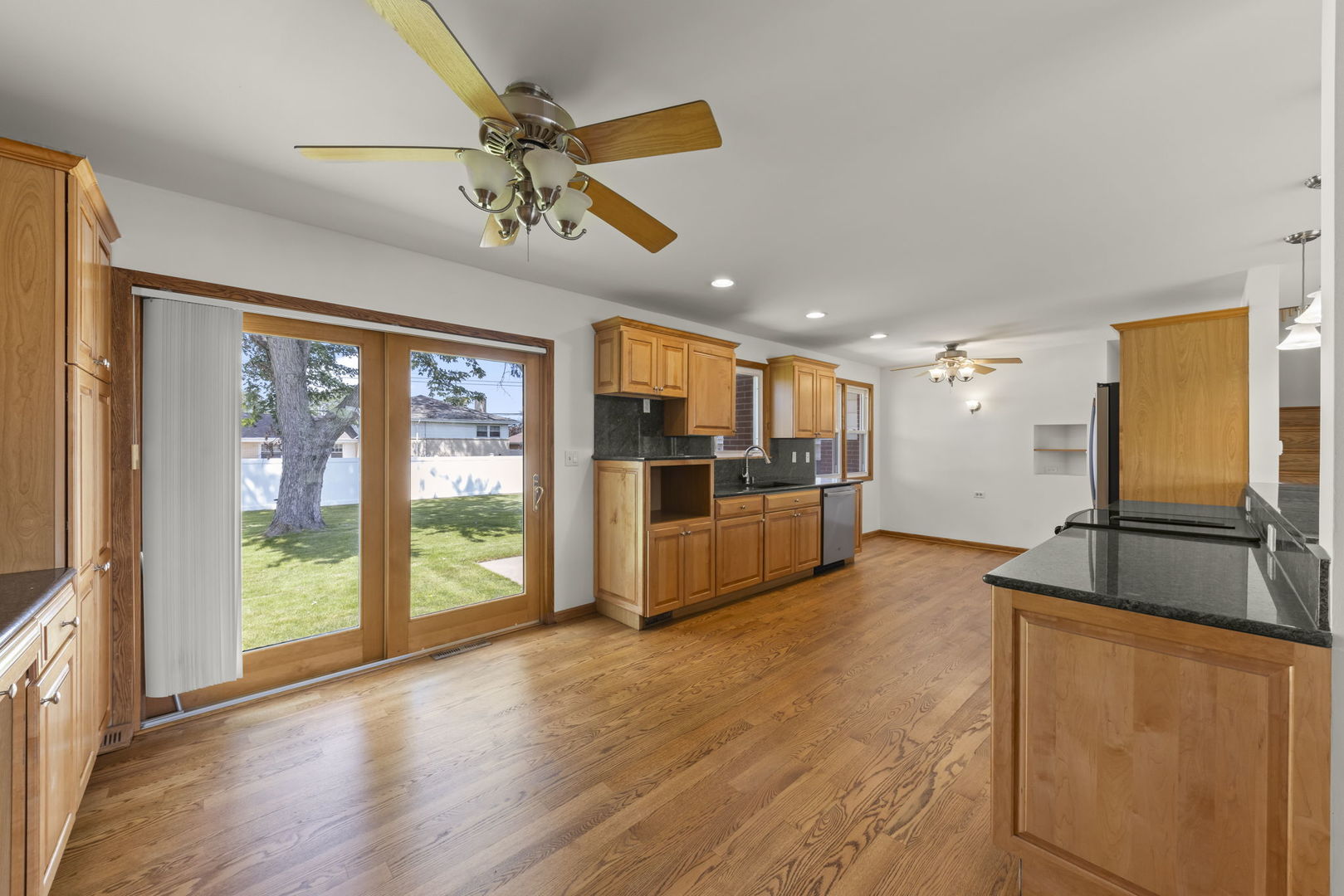 6120 W 129th Street
