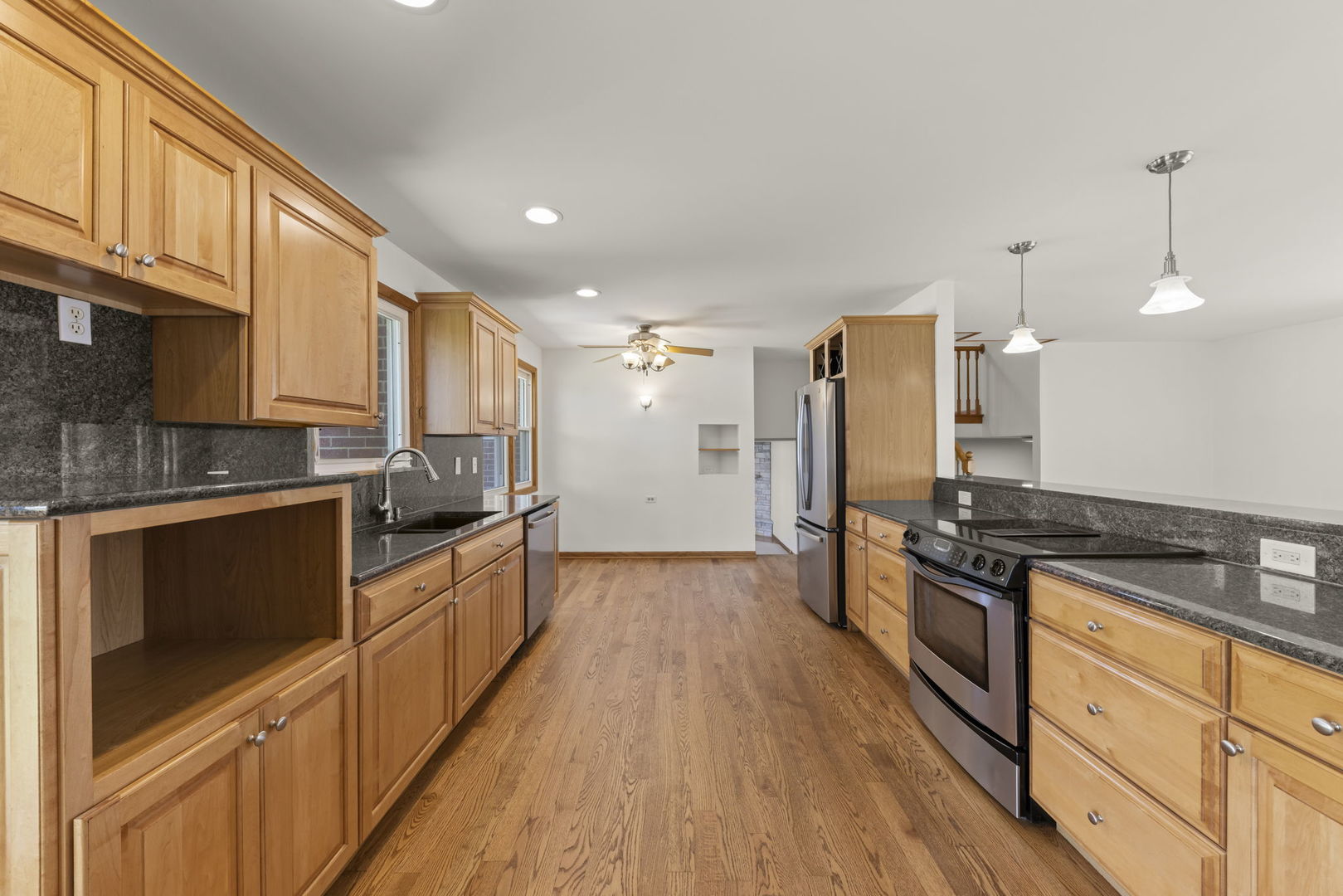 6120 W 129th Street