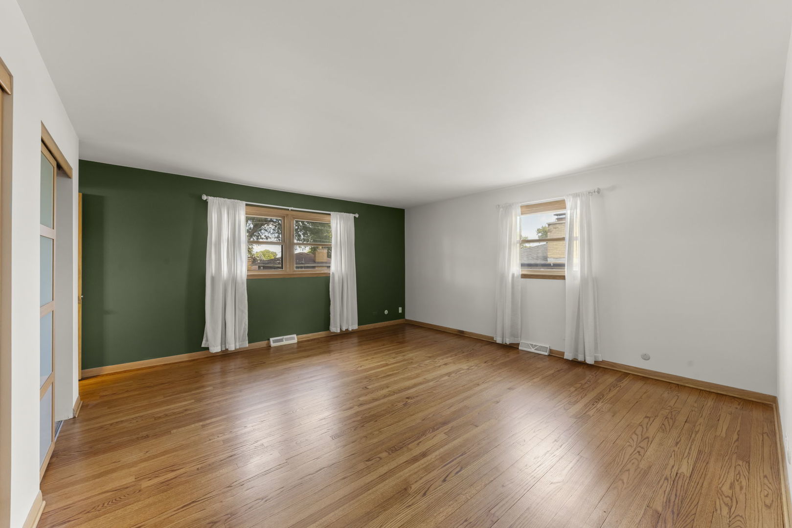 6120 W 129th Street