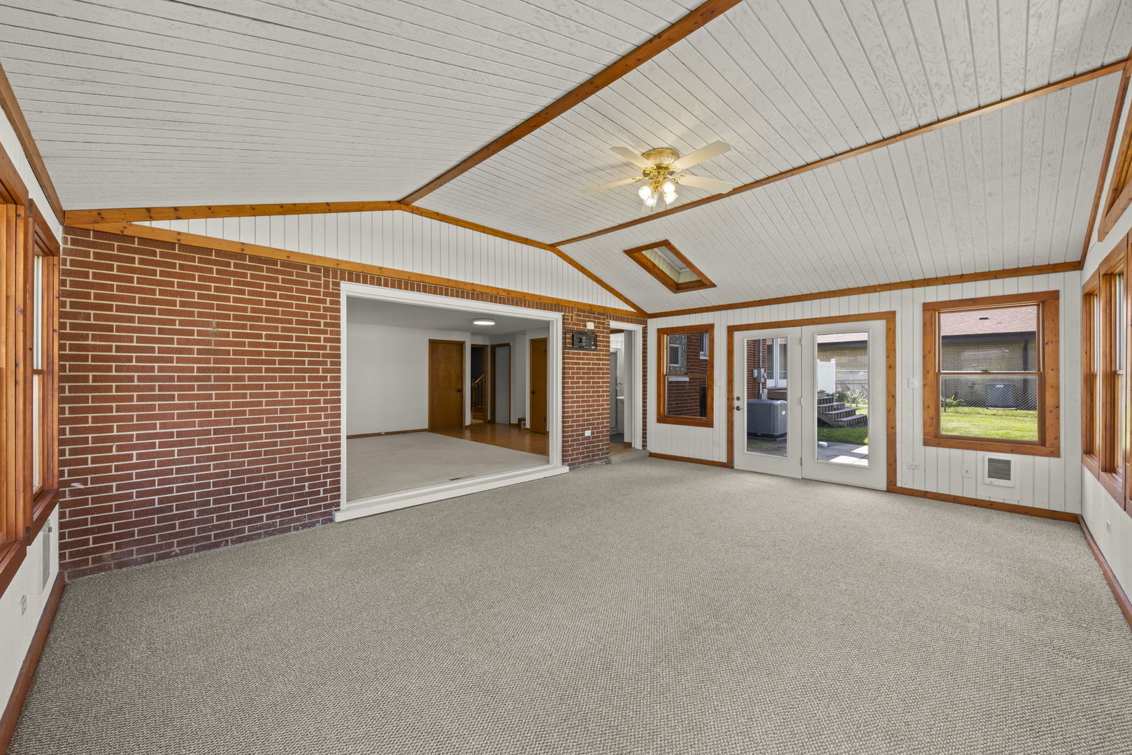 6120 W 129th Street